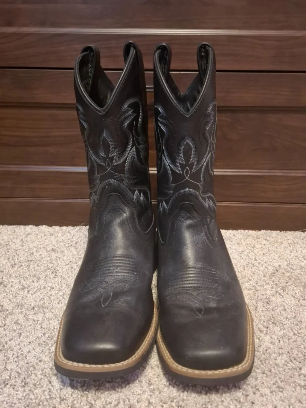 Mens 9.5D cowboy boots